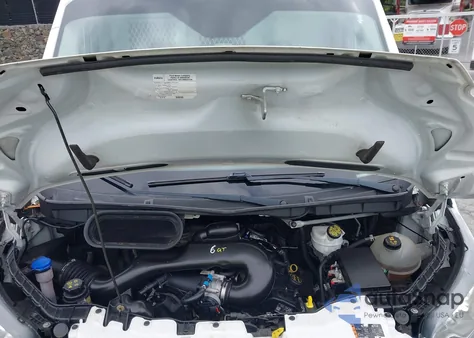 2019 Ford Transit-250 z USA, uszkodzony, nr VIN 1FTYR2XM1KKB75460